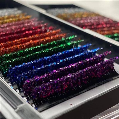 Glitzernde Einzelwimpern